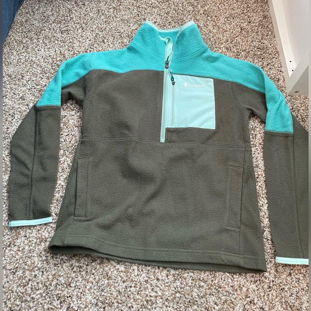 Cotopaxi fleece